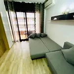 アパート Acapulco